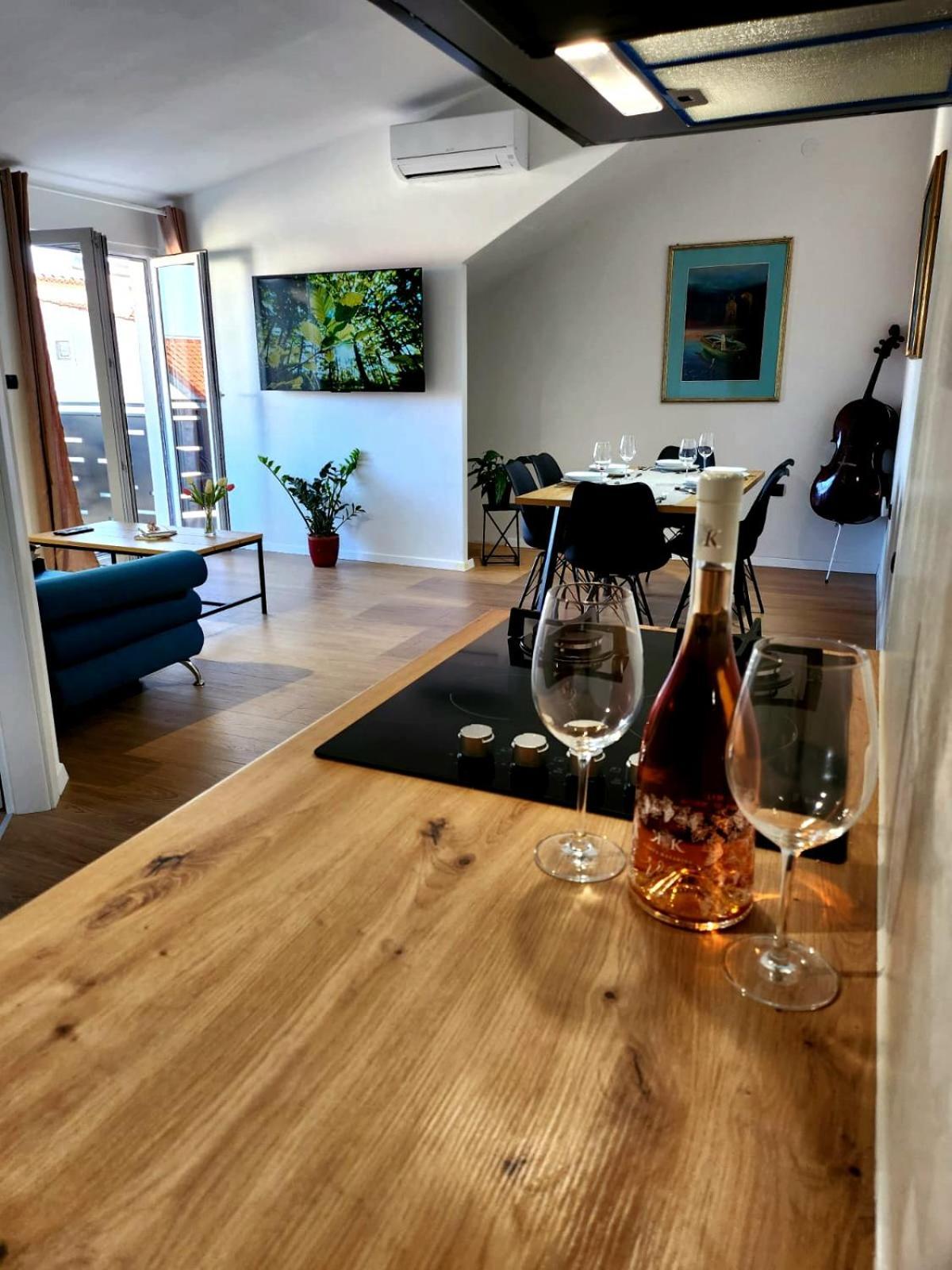 Apartman Libra Kaštela Buitenkant foto